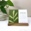 Botanical Beauties floral 2023 Desk calendar with wooden stand
